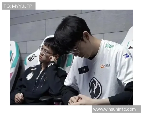 武汉网球队的崛起之路:从默默无闻到世锦赛舞台的成长历程 武汉网球队的崛起之路:从默默无闻到世锦赛舞台的成长历程