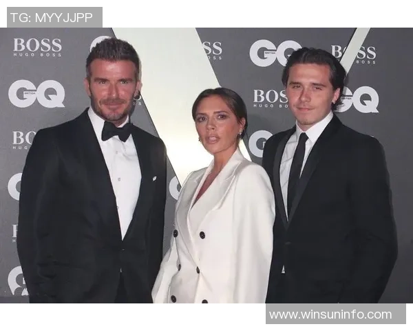 足球明星妻子红毯风采尽显魅力时刻引领时尚潮流 足球明星妻子红毯风采尽显魅力时刻引领时尚潮流