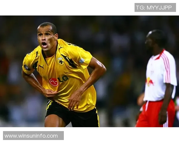 本命足球明星名字大全揭示你心目中的球场偶像与传奇球员的精彩瞬间